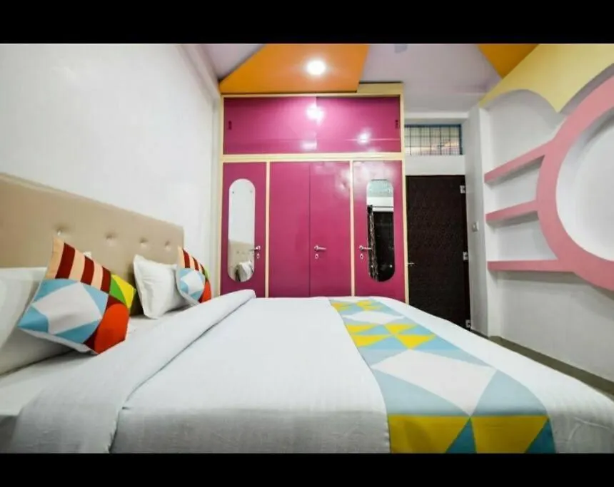 Lake haus home stay enchanting lake breeze view Udaipur Villa